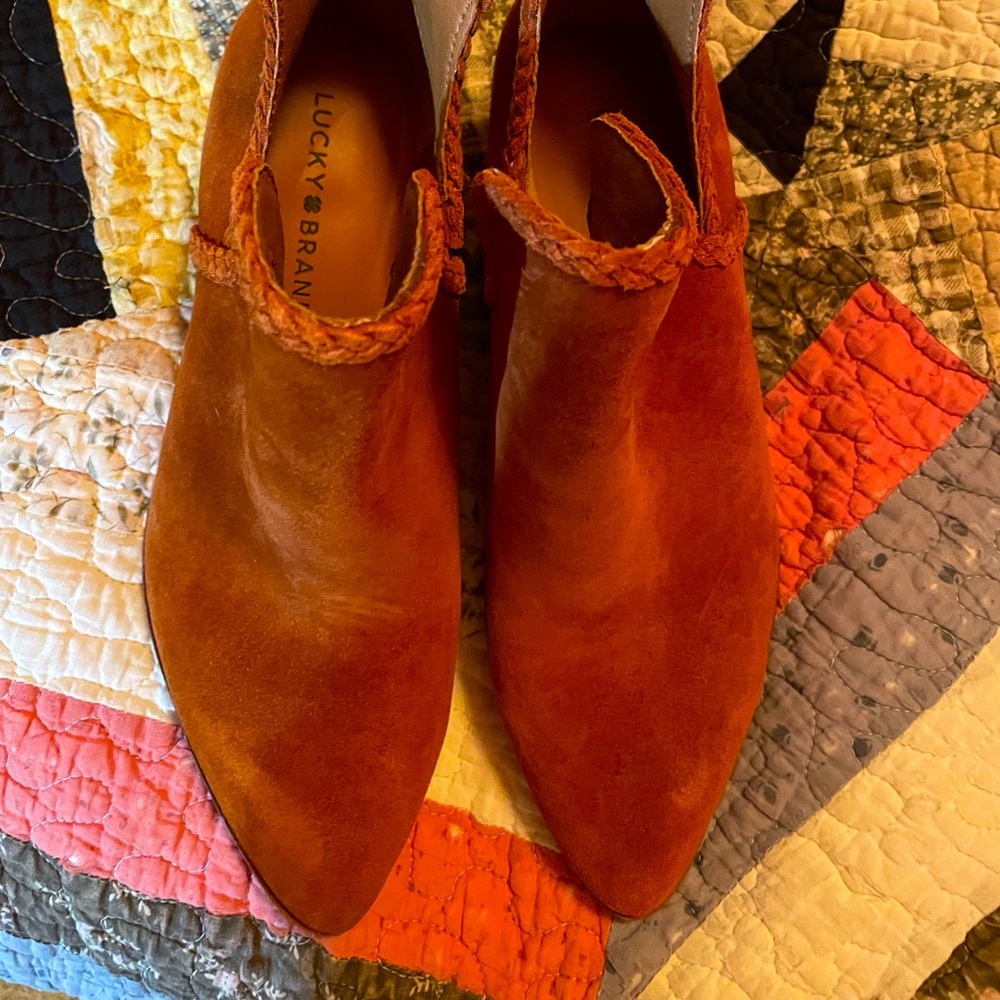 Lucky Brand suede Booties